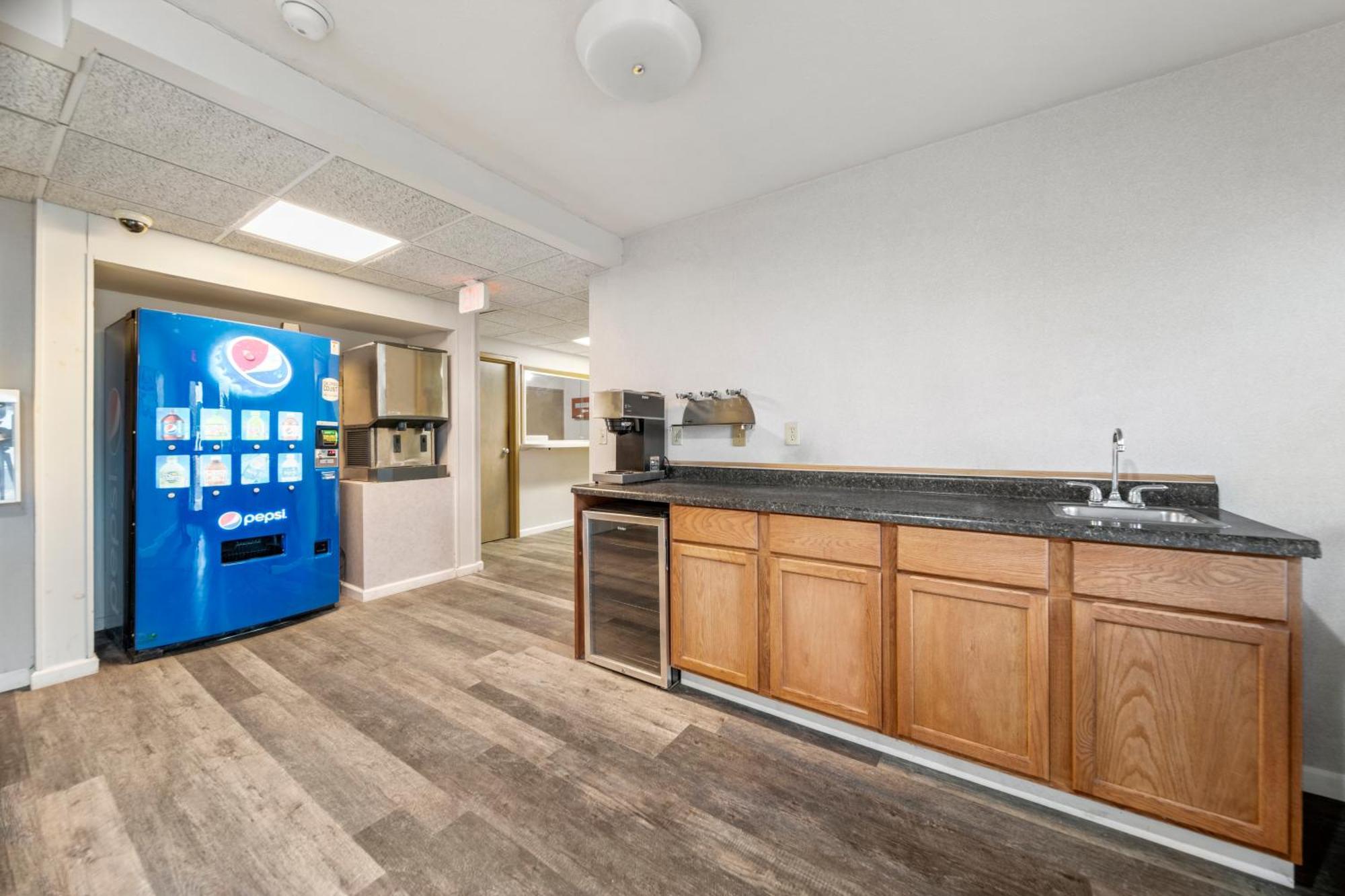 Executive Inn Cass City Ngoại thất bức ảnh