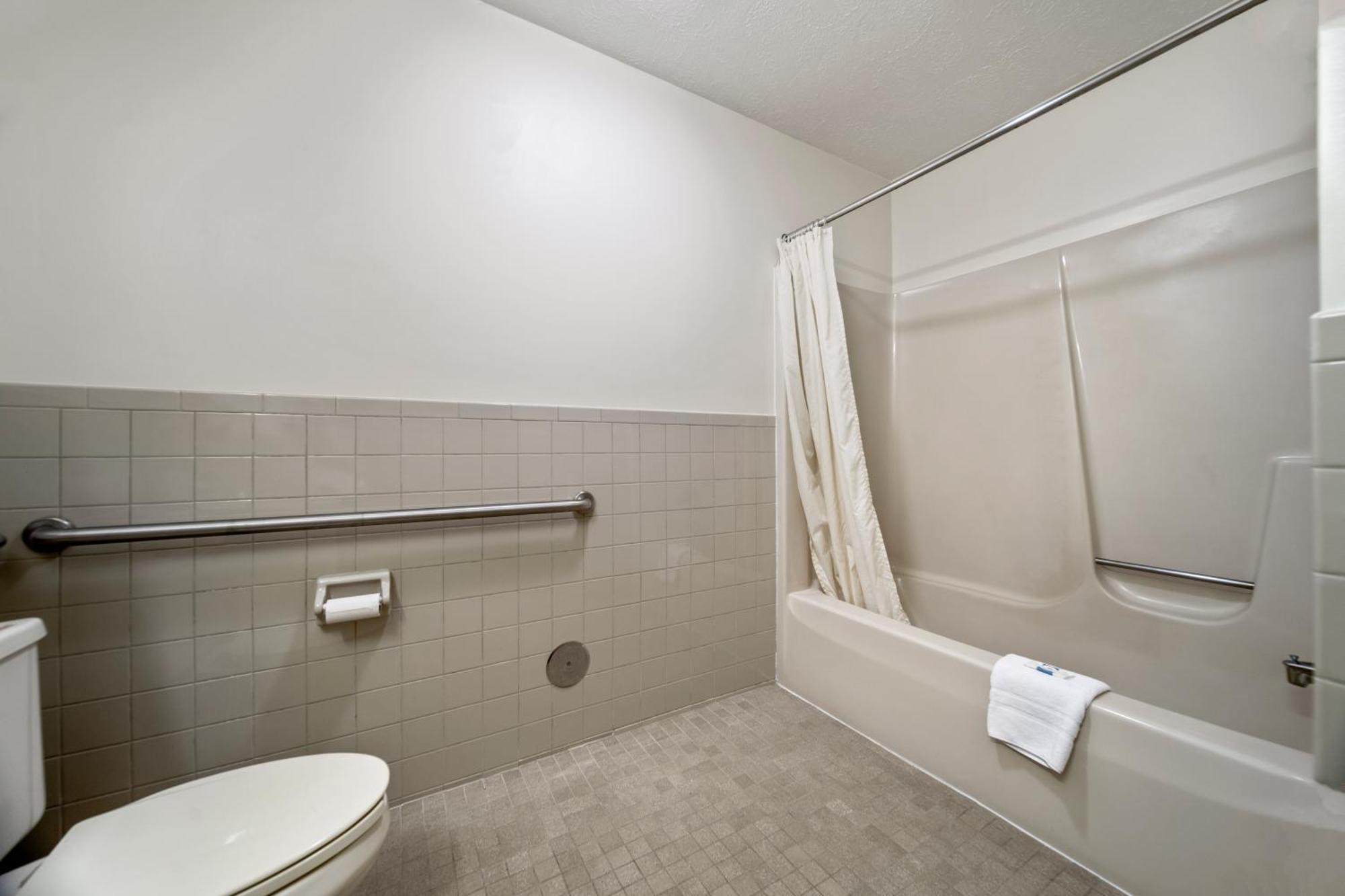 Executive Inn Cass City Phòng bức ảnh